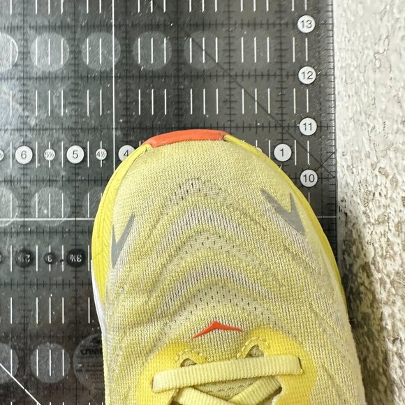 Hoka One One Arahi 6 Women Size 6.5B 1123195-YPSC Yellow Pear Sweet Corn Shoes - Picture 13 of 13